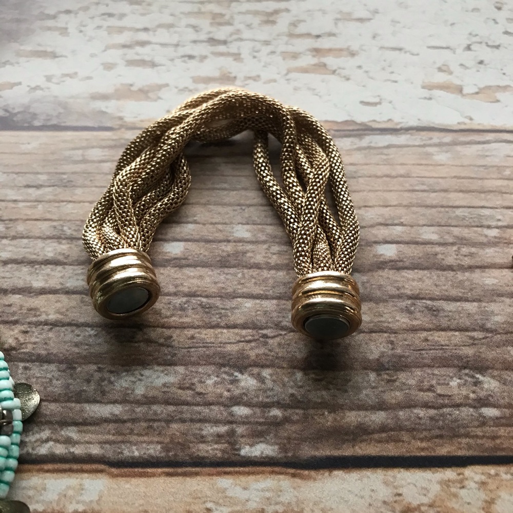 Bracelets - Picture 2 of 3